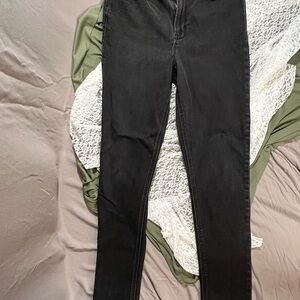 Old Navy Charcoal Super Skinny Jeans